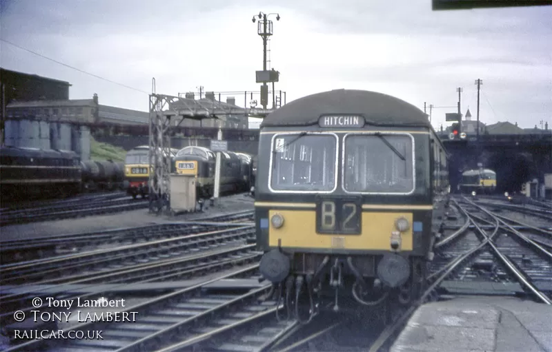 Class 105 DMU at Kings Cross