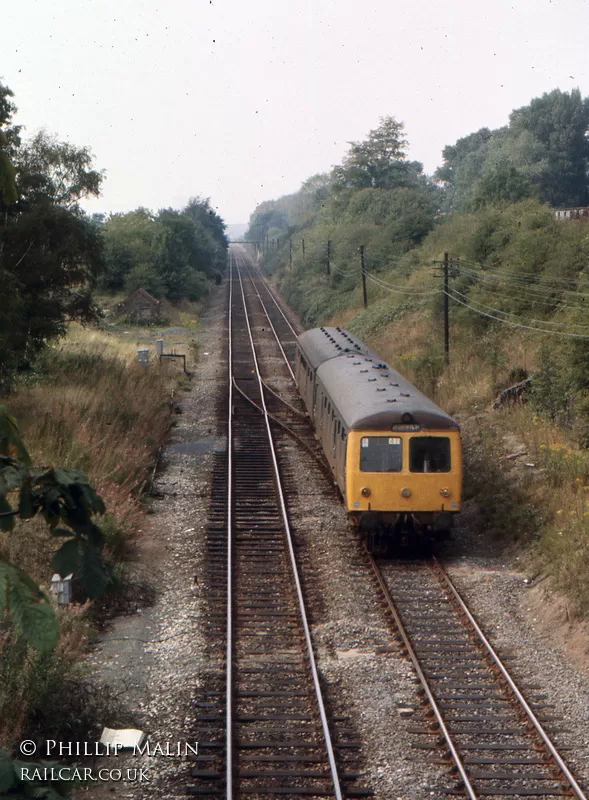 Class 105 DMU at Wigston