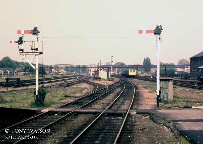 Class 105 DMU at Spalding