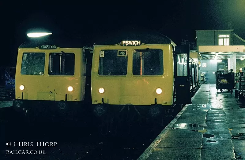 Class 105 DMU at Cambridge