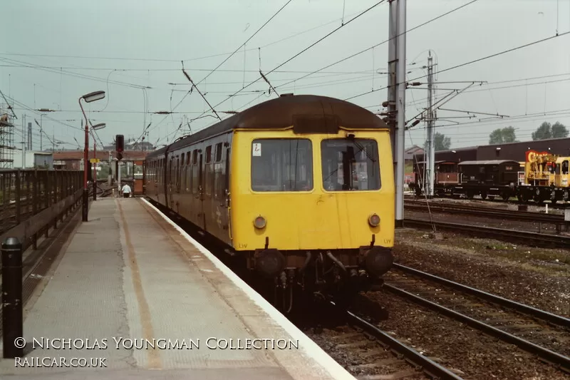 Class 105 DMU at Warrington Bank Quay