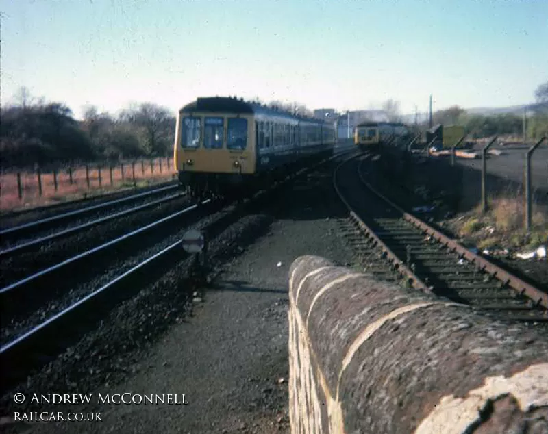 Class 107 DMU at Johnstone