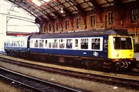 Class 108 DMU at Bristol Temple Meads