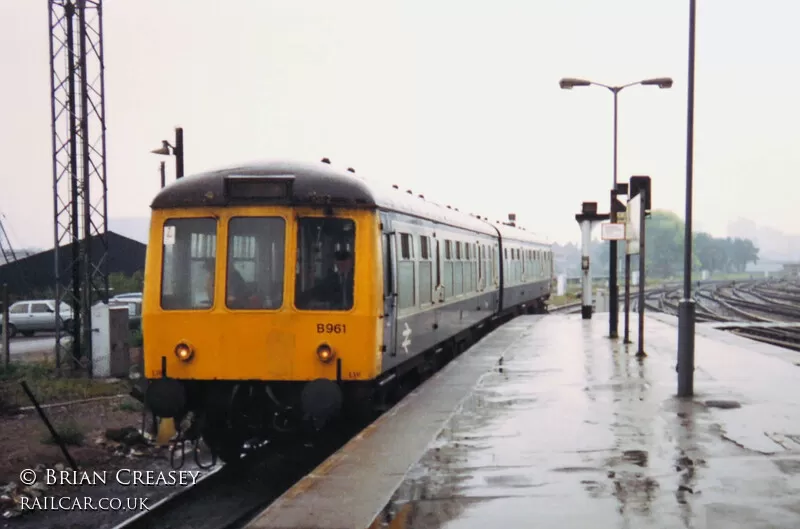 Class 108 DMU at Bristol Temple Meads