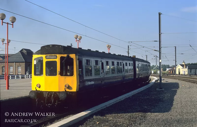 Class 110 DMU at York