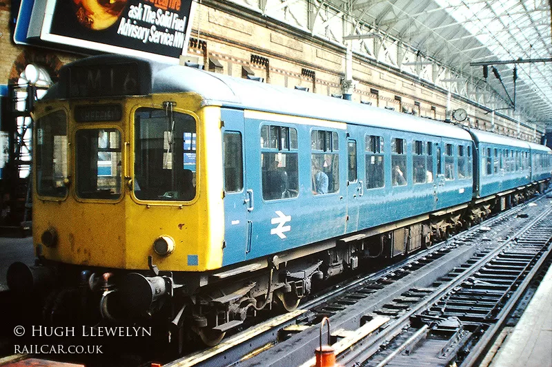 Class 110 DMU at Manchester Piccadilly