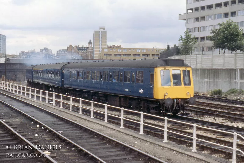 Class 115 DMU at Marylebone