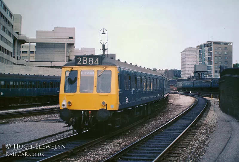 Class 115 DMU at Marylebone