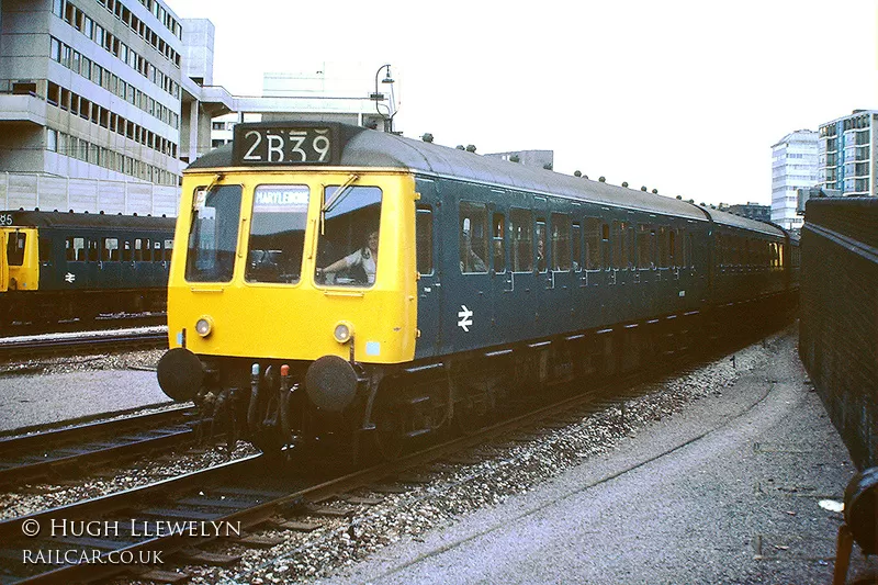 Class 115 DMU at Marylebone