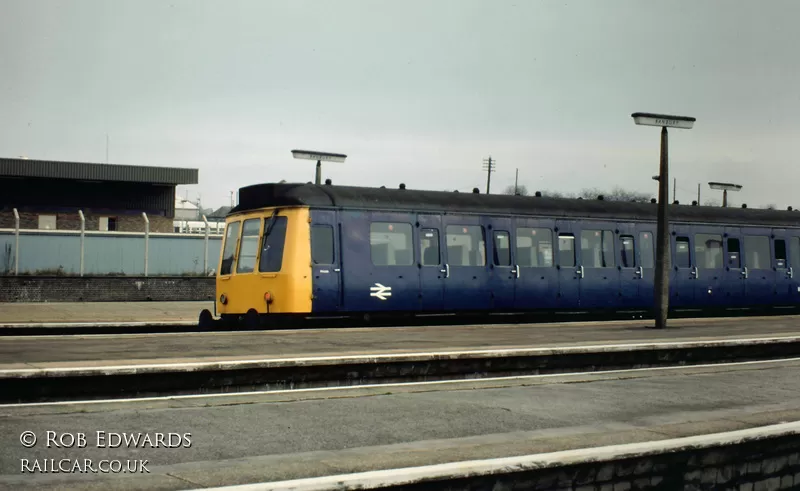 Class 115 DMU at Banbury