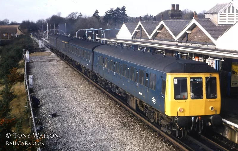 Class 115 DMU at Amersham