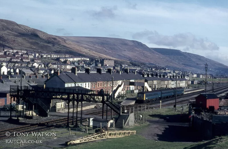 Class 116 DMU at Treherbert