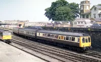 Class 117 DMU at Scarborough