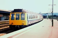 Class 117 DMU at Gloucester