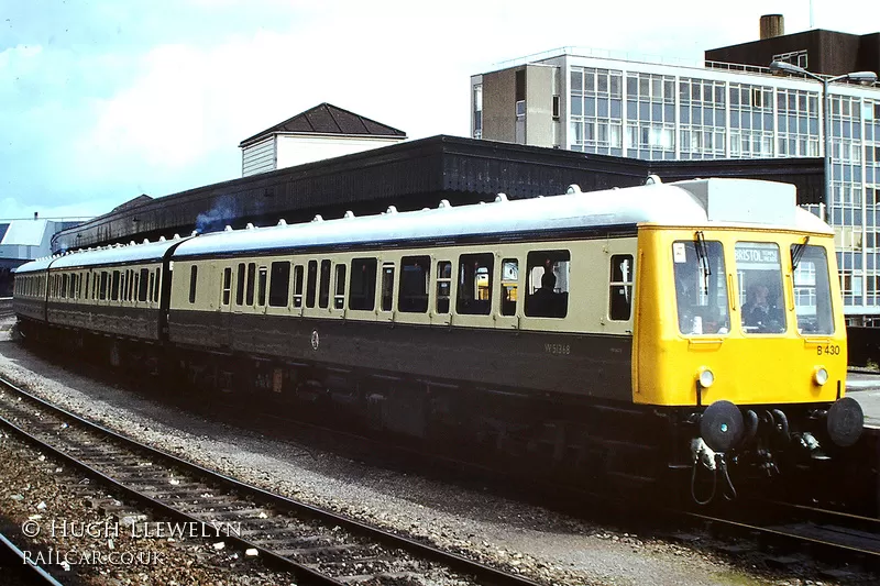 Class 117 DMU at Bristol Temple Meads