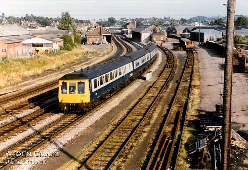 Class 117 DMU at Hereford