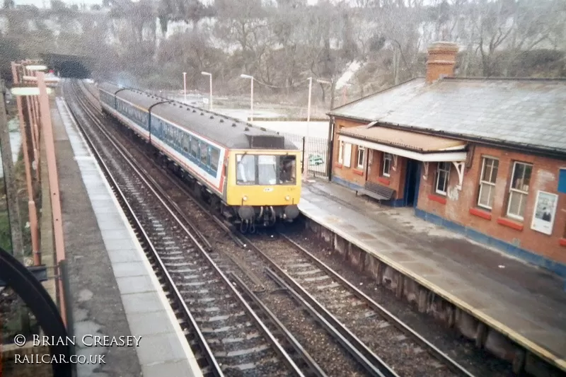 Class 117 DMU at Higham