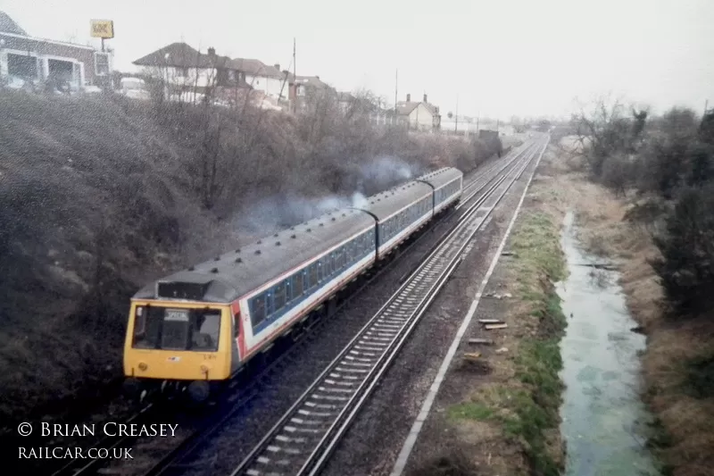 Class 117 DMU at Higham