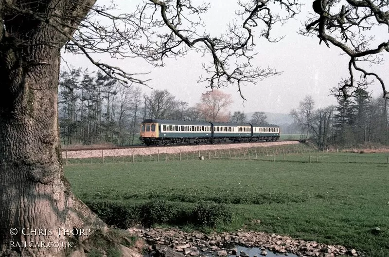 Class 117 DMU at near Eggesford