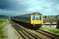 Class 118 DMU at Nailsea and Backwell