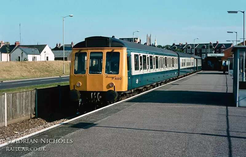 Class 118 DMU at Exmouth