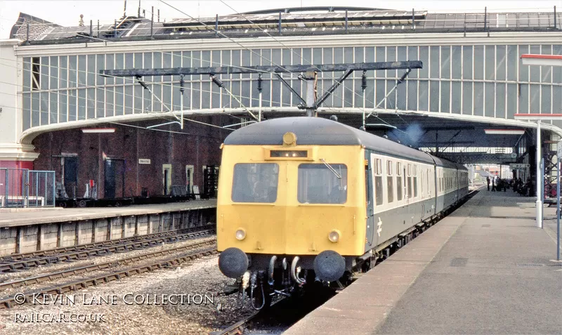 Class 120 DMU at Stoke-on-Trent