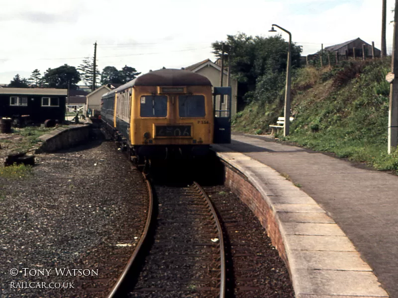 Class 120 DMU at Liskeard