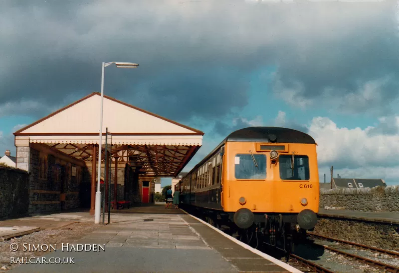 Class 120 DMU at Pembroke Dock station