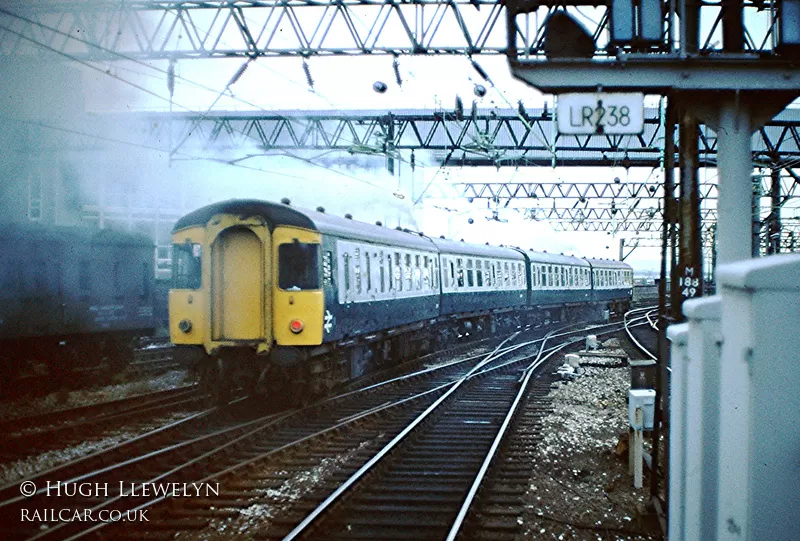 Class 123 DMU at Manchester Piccadilly