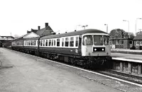 Class 124 DMU at Scun