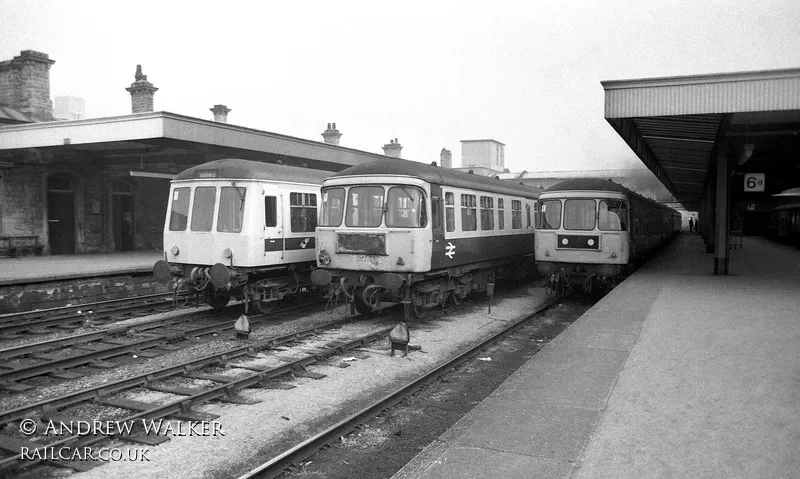 Class 124 DMU at Sheffield