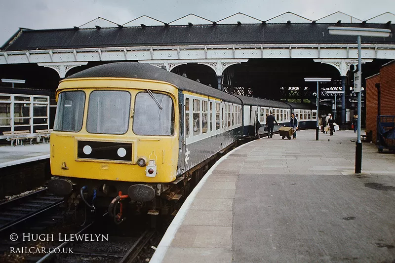 Class 124 DMU at Manchester Victoria