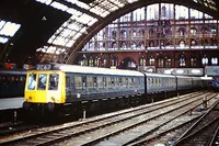 Class 127 DMU at St Pancras