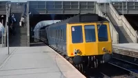 Class 127 DMU at Elstree