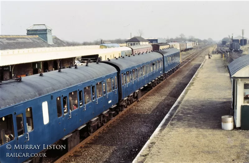 Class 127 DMU at Quainton Road