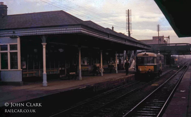 Ac cars railbus at Falkirk Grahamston