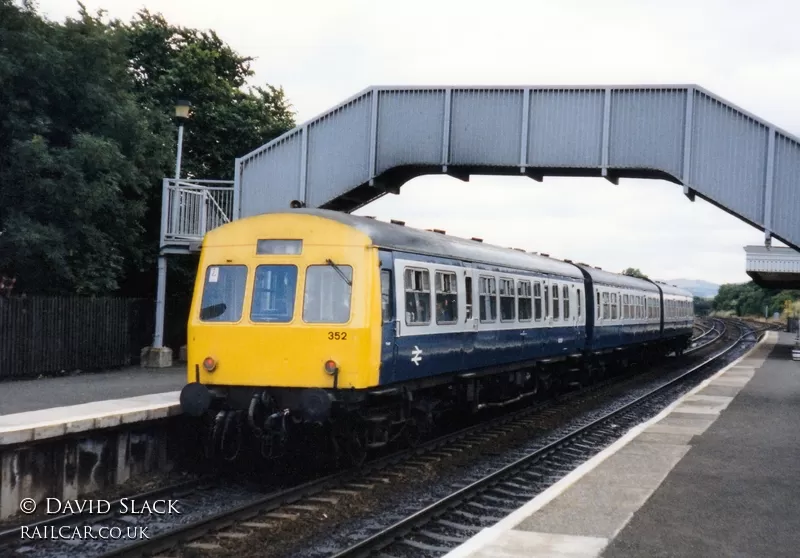 Class 101 DMU at Dalmeny