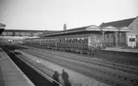 Class 105 DMU at Welwyn Garden City