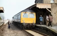 Class 105 DMU at Oakington