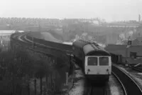  DMU