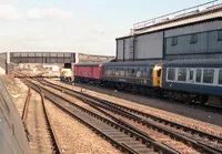  DMU