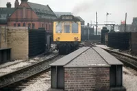 Class 108 DMU at Oldham Mumps