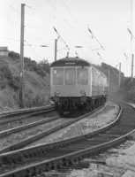  DMU
