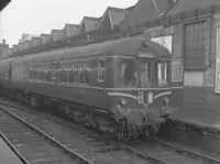 Class 109 DMU at Cambridge