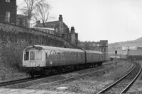  DMU