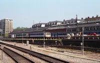  DMU