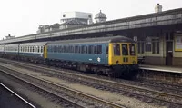 Class 116 DMU at Cardiff