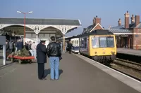 Class 117 DMU at Kettering