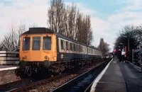 Class 117 DMU at Wylde Green