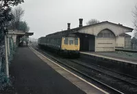 Class 117 DMU at Hanwell